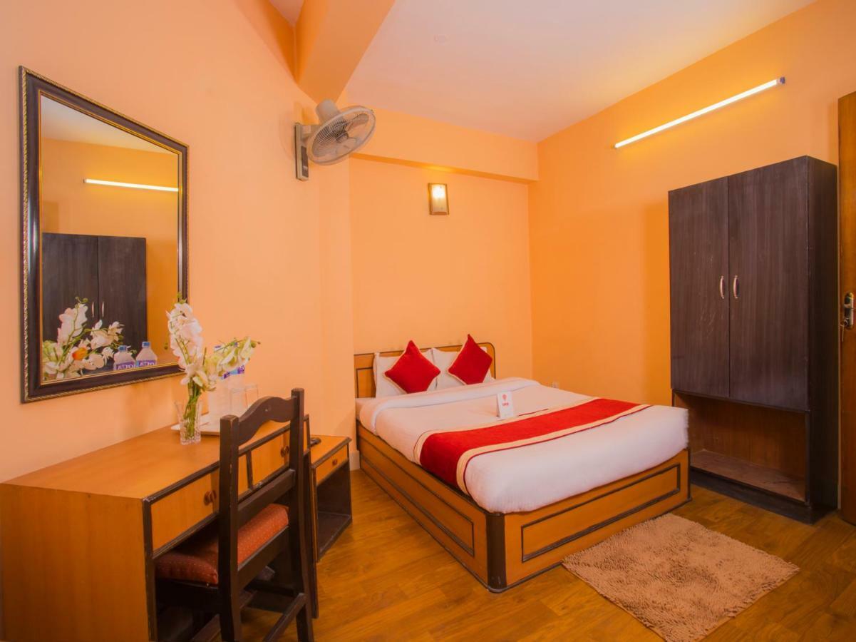 Hotel Premium Kathmandu Exteriör bild